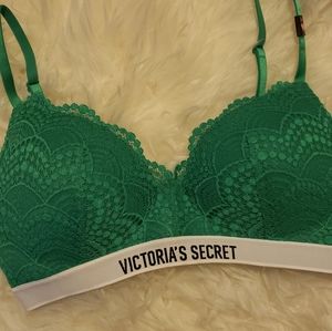 Victoria secrets bra